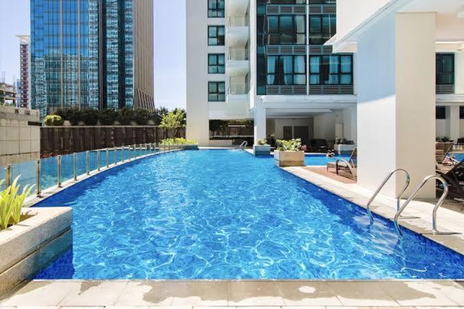 Luxestaysmnl Coastal Chic Netflx 380Mbps Pool Bgc Manila Exterior photo